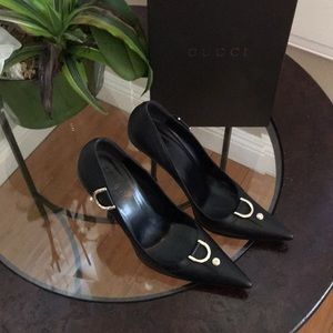 GUCCI Black Leather Brighton Pumps